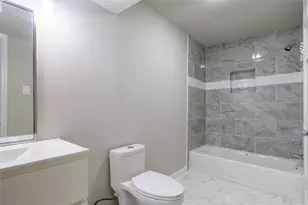 12044 Beechnut St, Houston, TX 77072 - Photo 15