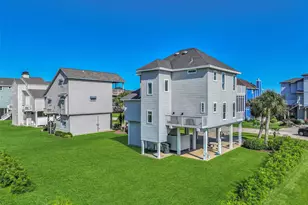 14459 Spyglass Cir, Galveston, TX 77554 - Photo 39