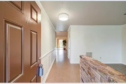 6030 Willowbend Boulevard, Houston, TX 77096 - Photo 7
