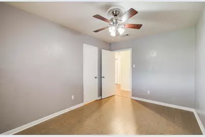 6030 Willowbend Boulevard, Houston, TX 77096 - Photo 13