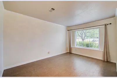 6030 Willowbend Boulevard, Houston, TX 77096 - Photo 9