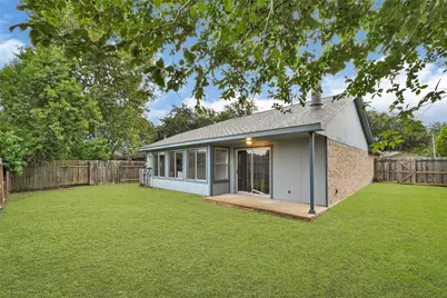 10802 Forest Leaf Drive, Sugar Land, TX 77498 - Photo 5