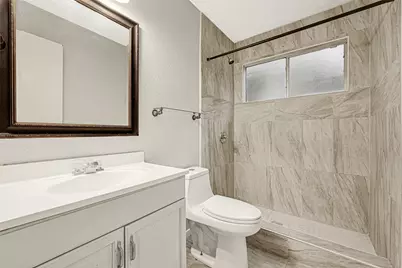 10802 Forest Leaf Drive, Sugar Land, TX 77498 - Photo 15