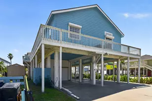 1978 Gulf St, Crystal Beach, TX 77650 - Photo 15