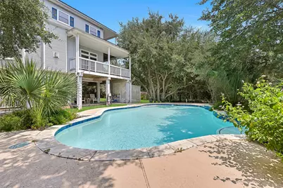 3427 Eckert Drive, Galveston, TX 77554 - Photo 37