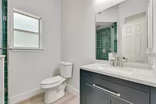 3427 Eckert Dr, Galveston, TX 77554 - Photo 23