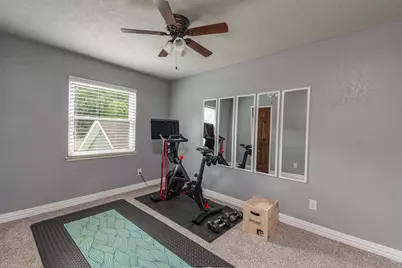 310 Prince Of Wales Street, Conroe, TX 77304 - Photo 19