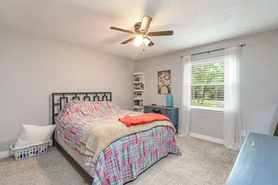 310 Prince Of Wales Street, Conroe, TX 77304 - Photo 13