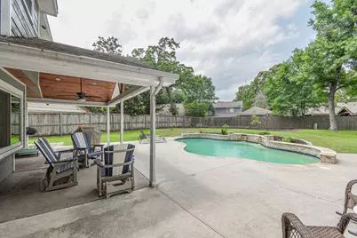 310 Prince Of Wales Street, Conroe, TX 77304 - Photo 23