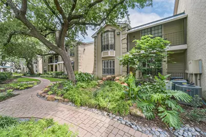 2700 Revere Street #127, Houston, TX 77098 - Photo 3