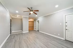 2700 Revere St, Houston, TX 77098 - Photo 9