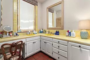 8220 Evangeline Ln, Beaumont, TX 77706 - Photo 21