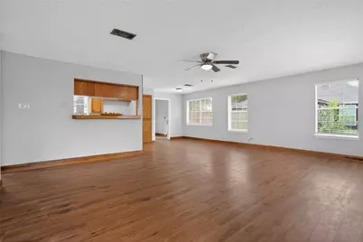 601 Chateau Woods Parkway Drive, Conroe, TX 77385 - Photo 11