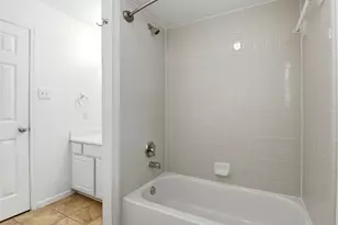 22102 Bridgestone Crossing Dr, Spring, TX 77388 - Photo 29