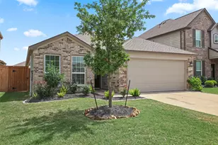 2214 Sand Lily Dr, Texas City, TX 77568 - Photo 3