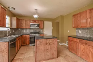 16818 Parliament Dr, Houston, TX 77083 - Photo 9