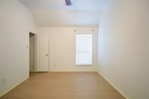 1511 Eden Meadows Dr, Spring, TX 77386 - Photo 9