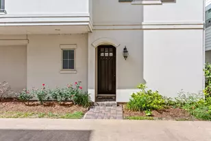 18 Hermann Park Ct, Houston, TX 77021 - Photo 3