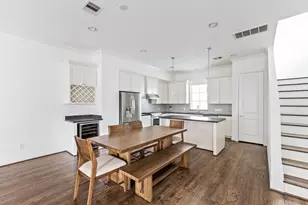 18 Hermann Park Ct, Houston, TX 77021 - Photo 7