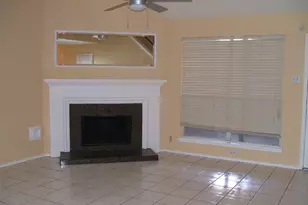 8978 Dawnridge Dr, Houston, TX 77071 - Photo 5