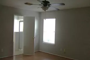 8978 Dawnridge Dr, Houston, TX 77071 - Photo 7