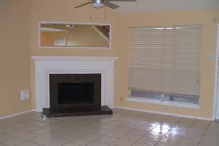 8978 Dawnridge Dr, Houston, TX 77071 - Photo 5