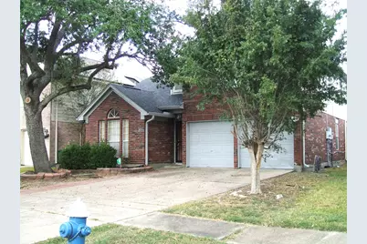 8978 Dawnridge Drive, Houston, TX 77071 - Photo 1