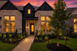 308 Fields Ln, Montgomery, TX 77316 - Photo 1