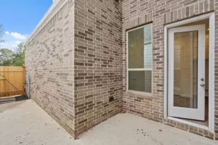 308 Fields Ln, Montgomery, TX 77316 - Photo 23