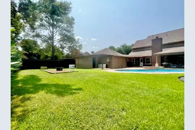 2030 Town Hill Drive, Houston, TX 77062 - Photo 41