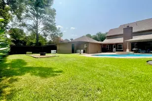 2030 Town Hill Dr, Houston, TX 77062 - Photo 41