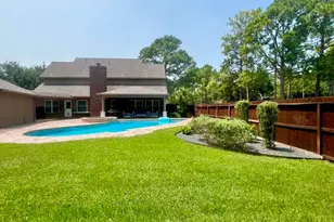 2030 Town Hill Dr, Houston, TX 77062 - Photo 41