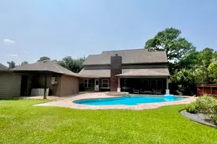 2030 Town Hill Dr, Houston, TX 77062 - Photo 39