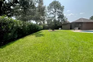 2030 Town Hill Dr, Houston, TX 77062 - Photo 43