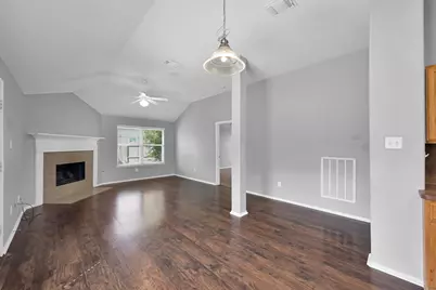 18441 Sunrise Oaks Court, Montgomery, TX 77316 - Photo 9