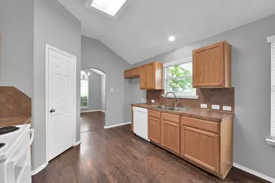 18441 Sunrise Oaks Court, Montgomery, TX 77316 - Photo 7