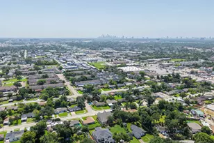 1859 Lynnview Dr, Houston, TX 77055 - Photo 41