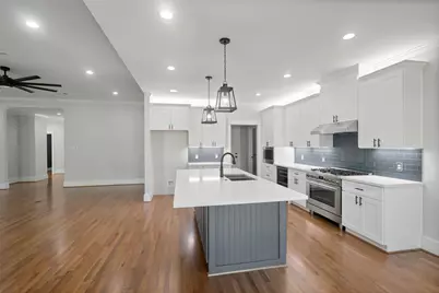1859 Lynnview Drive, Houston, TX 77055 - Photo 13
