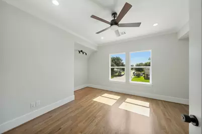 1859 Lynnview Drive, Houston, TX 77055 - Photo 39