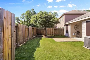 317 Falling Pine Dr, Conroe, TX 77304 - Photo 19