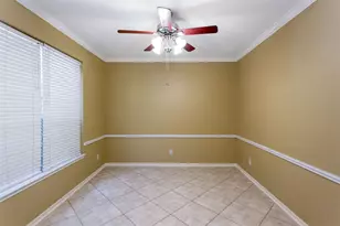 9818 Mossy Tree Ln, Houston, TX 77064 - Photo 5