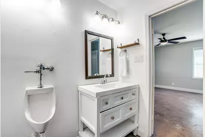 8503 Manhattan Drive, Houston, TX 77096 - Photo 33