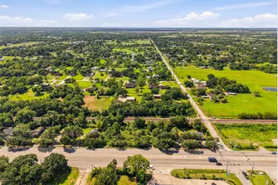 15605 Highway 6, Santa Fe, TX 77517 - Photo 33