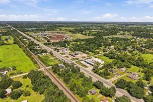 15605 Hwy 6, Santa Fe, TX 77517 - Photo 1
