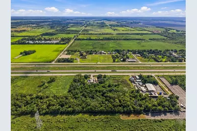 15605 Highway 6, Santa Fe, TX 77517 - Photo 15