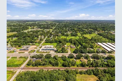 15605 Highway 6, Santa Fe, TX 77517 - Photo 37