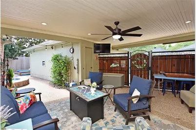 3862 W Wisteria Circle, Sugar Land, TX 77479 - Photo 3
