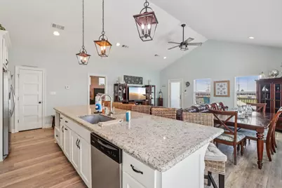 989 Meynig Drive, Crystal Beach, TX 77650 - Photo 9