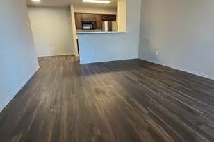 10001 Westpark Dr, Houston, TX 77042 - Photo 5