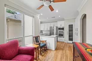 710 Rosedale St, Houston, TX 77006 - Photo 9